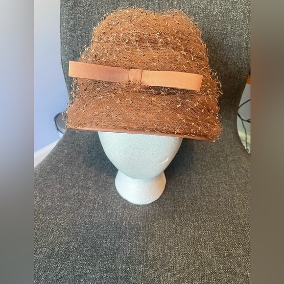 Vintage 1960s Marshall Fields hat - Picture 1 of 10